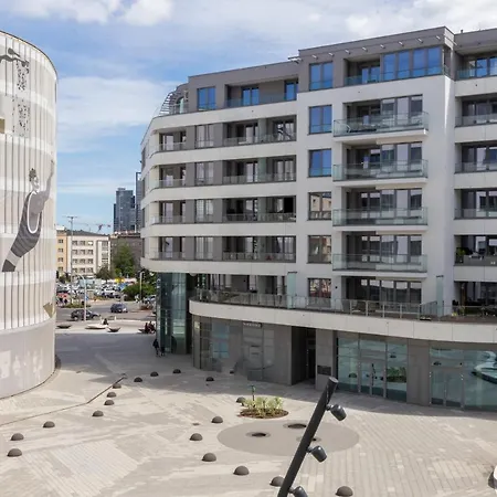 Plac Unii By Renters Apartment