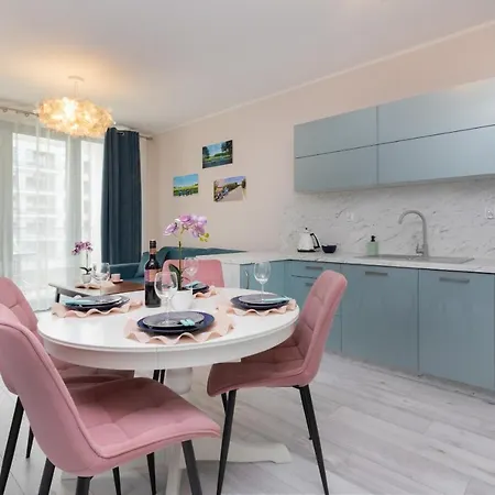 Apartment Plac Unii By Renters