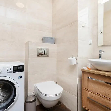 Apartment Plac Unii By Renters