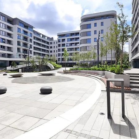Plac Unii By Renters شقة *