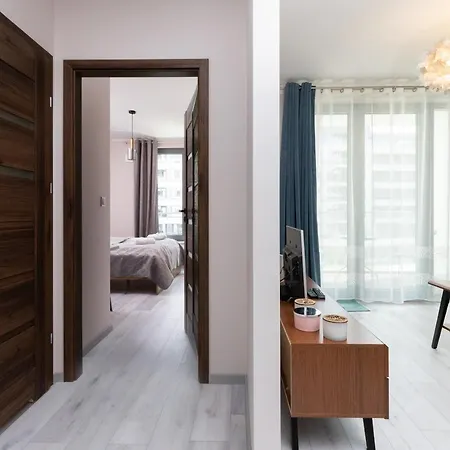 Plac Unii By Renters * Γκντίνια