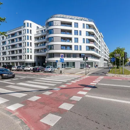 Plac Unii By Renters Apartment Gdynia