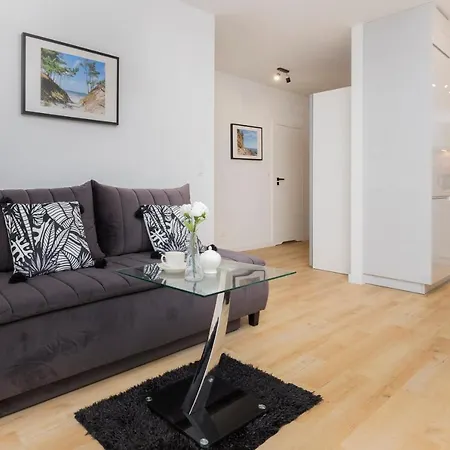 Plac Unii By Renters Γκντίνια