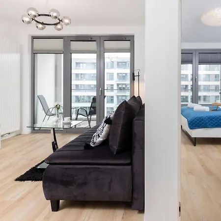 Plac Unii By Renters Daire Gdynia