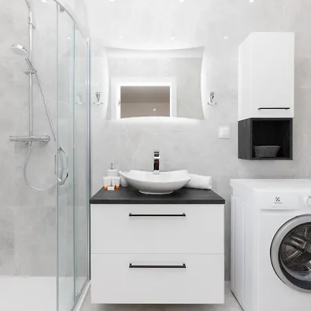 Plac Unii By Renters Διαμέρισμα *