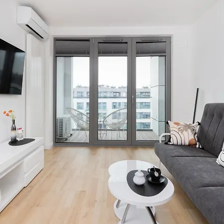 Plac Unii By Renters * Γκντίνια