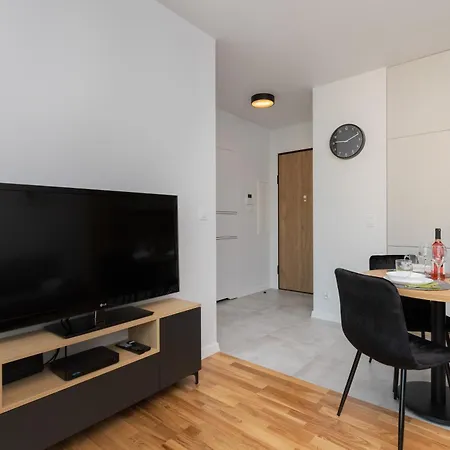 Plac Unii By Renters Apartment Gdynia