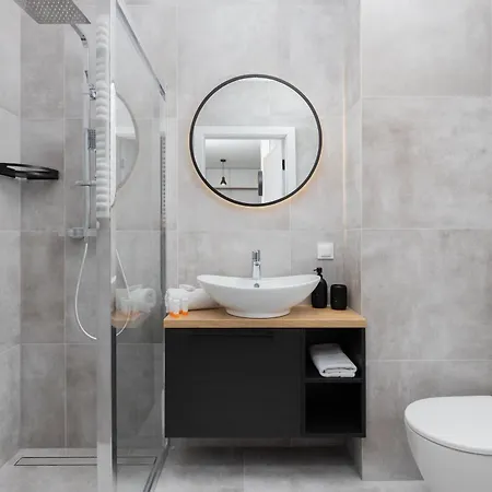 Plac Unii By Renters Apartament *