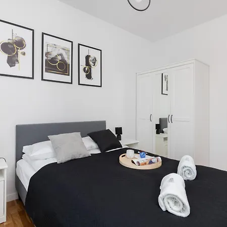 Plac Unii By Renters Γκντίνια