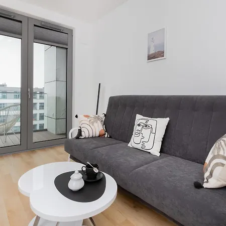 Plac Unii By Renters Apartment *