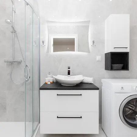 Plac Unii By Renters Apartment *