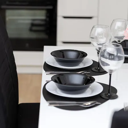 Plac Unii By Renters Apartment Gdynia