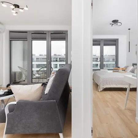 Apartment Plac Unii By Renters *